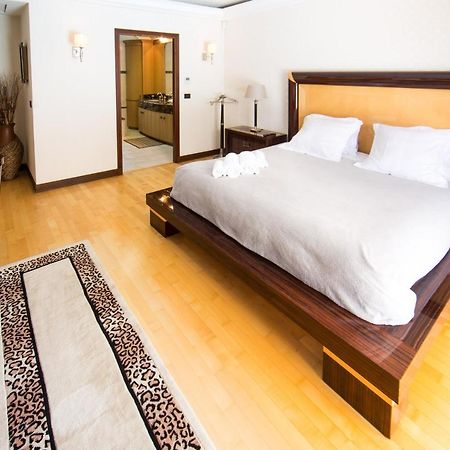 El Paradisio Splendid 5 Stars Villa Atypical In Antibes With Overflowing Swiming Pool 외부 사진